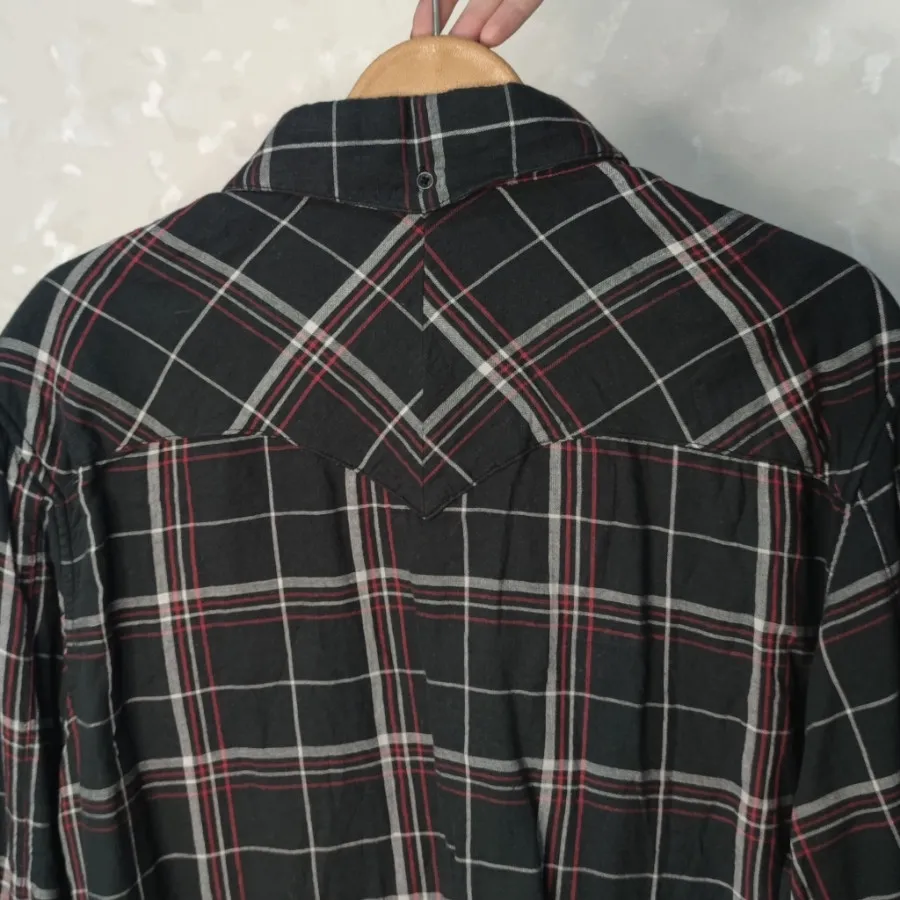 پیرهن چهارخونه پاییزی