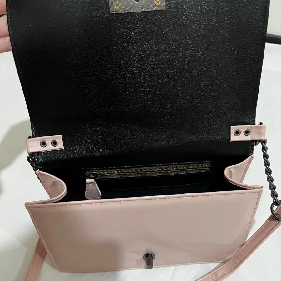 کیف شنل صورتی