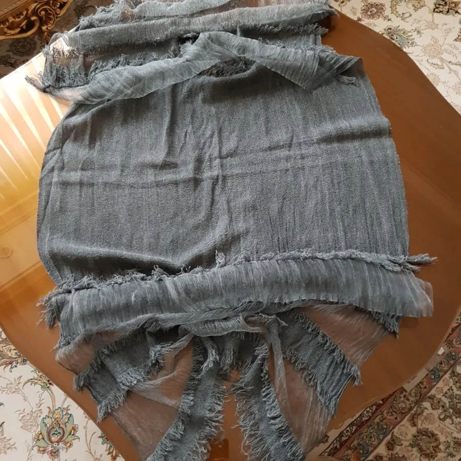 شال دخترانه یا زنانه