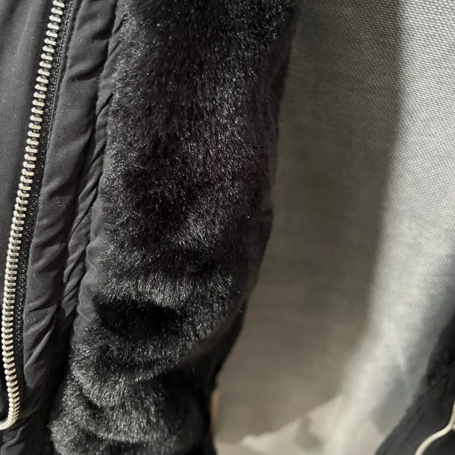 کاپشن خارجی داخل خز