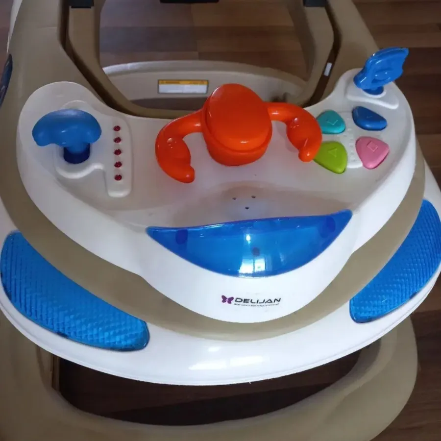 رورویک UFO سفینه