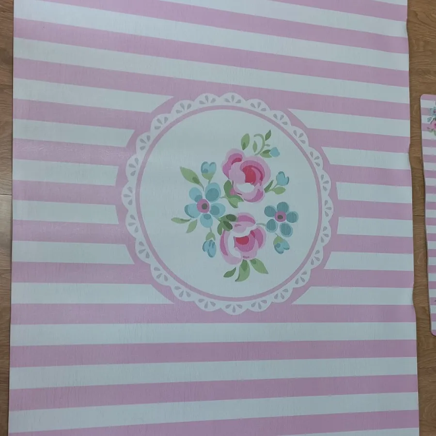 قالیچه و پادری چرمی