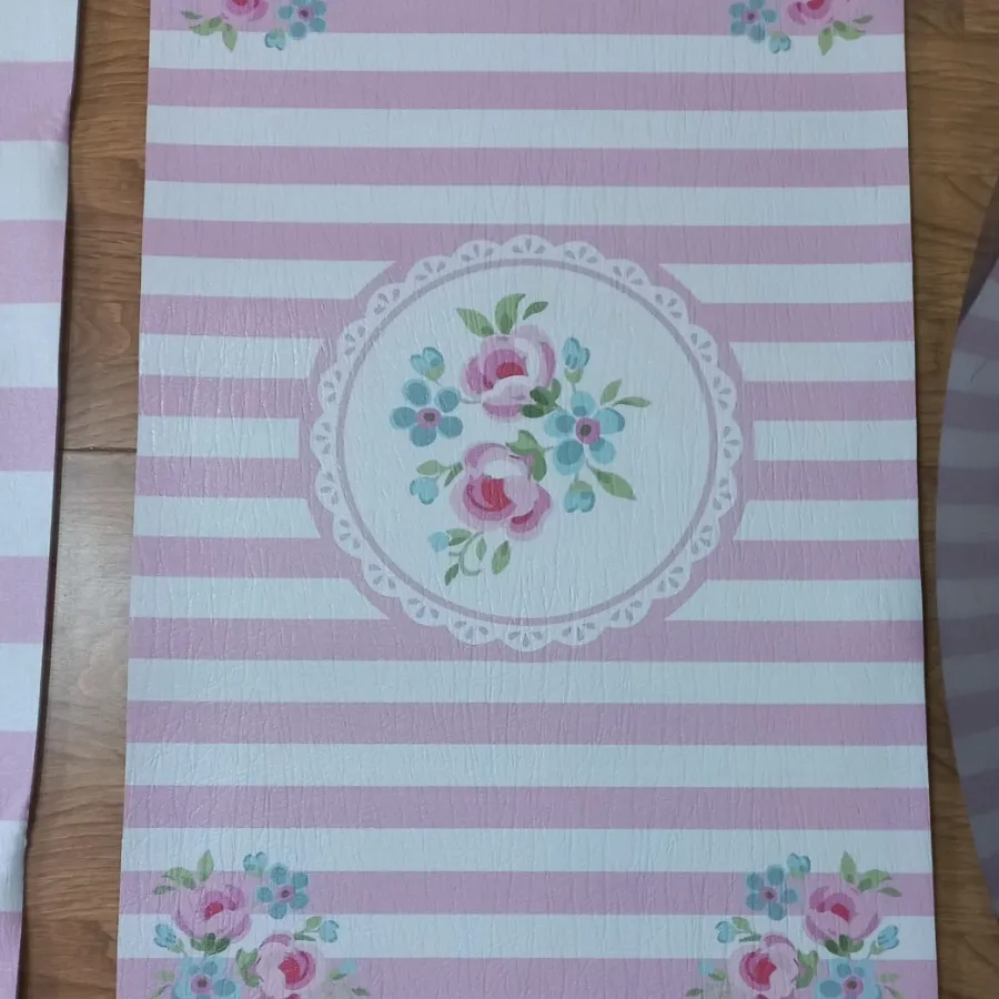 قالیچه و پادری چرمی