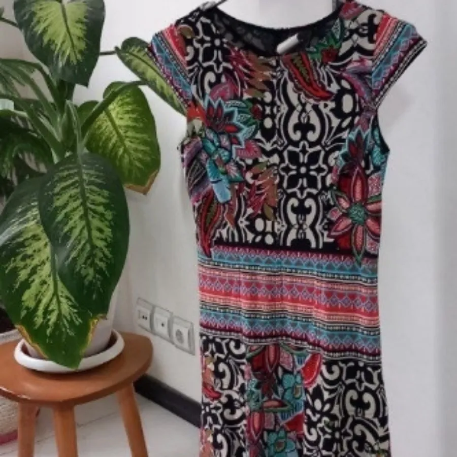 پیراهن سارافن