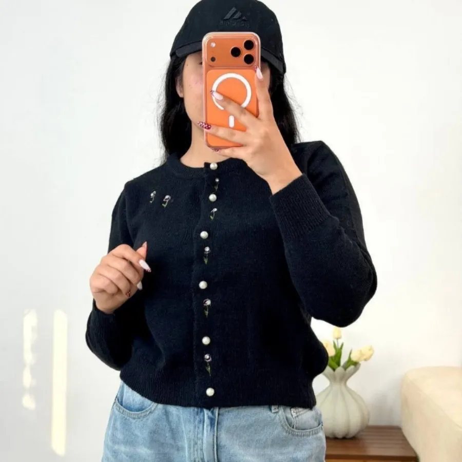 بافت گلدوزی شده گرم