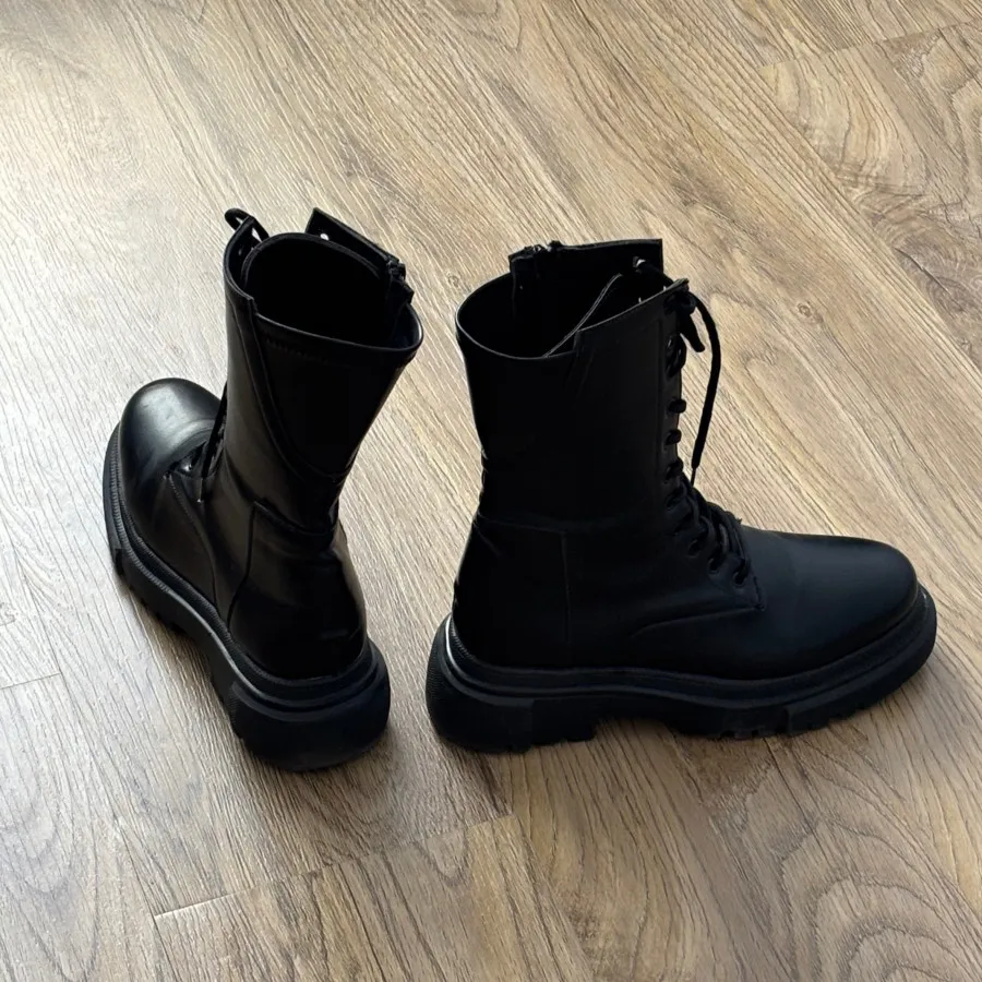 بوت بند دار