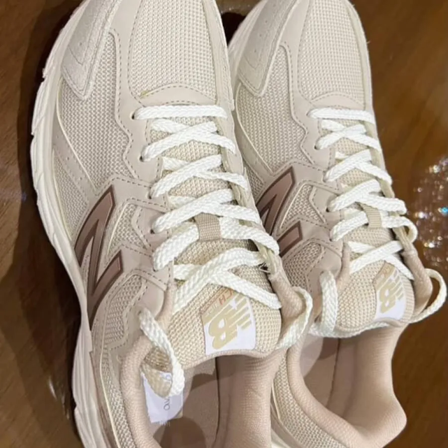 کتونی نیو بالانس