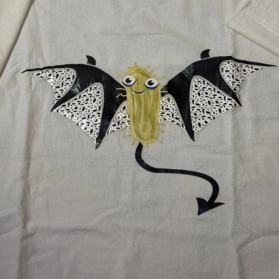 تیشرت سفید لینن