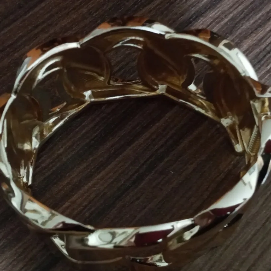 دستبند کارتیر