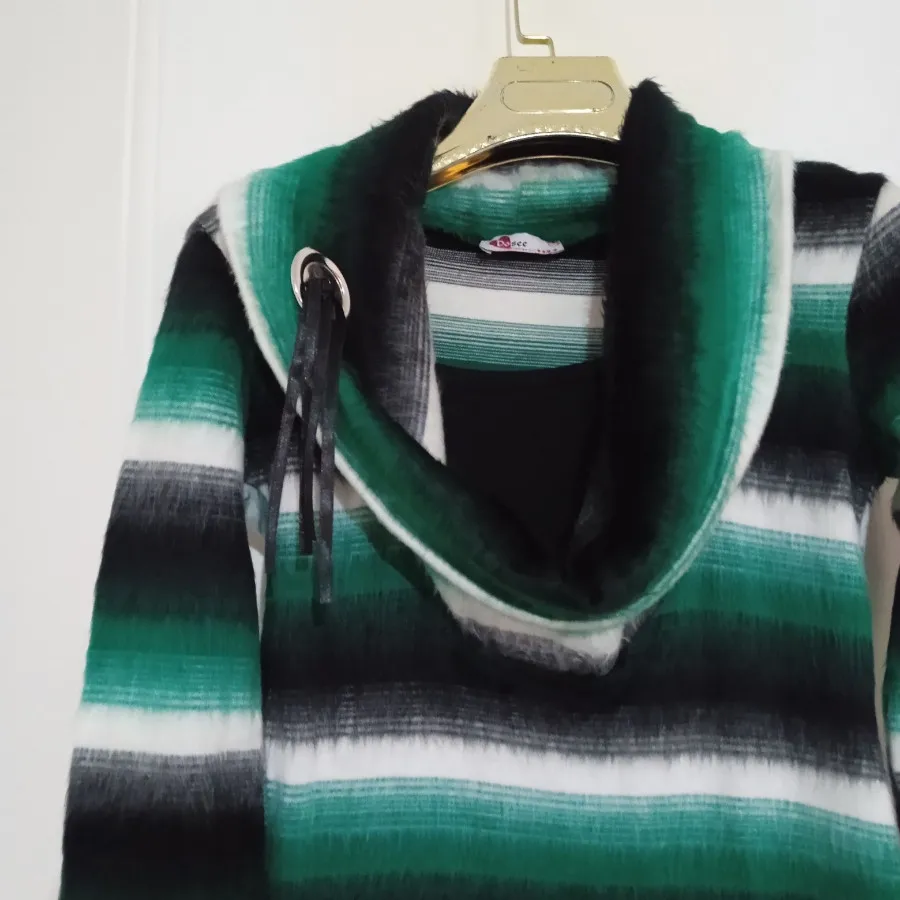 پیراهن موهر