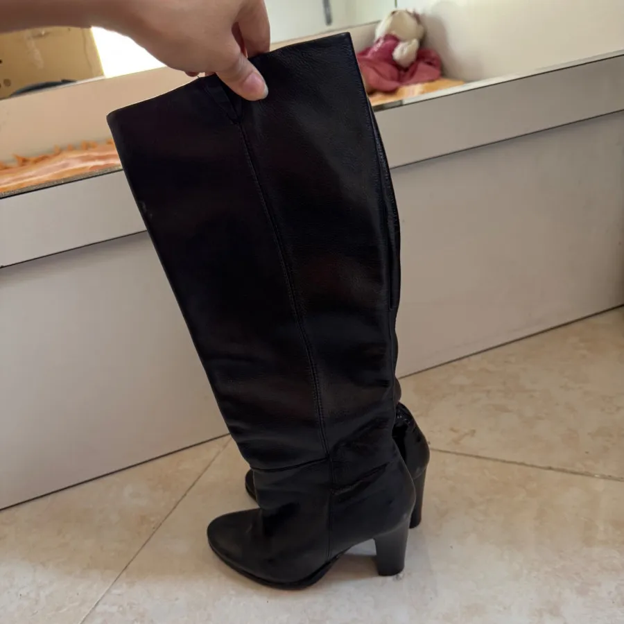 بوت بلند مشکی