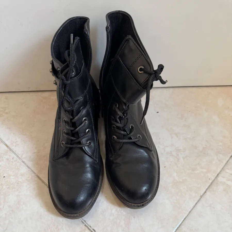 نیم بوت زیپی 38