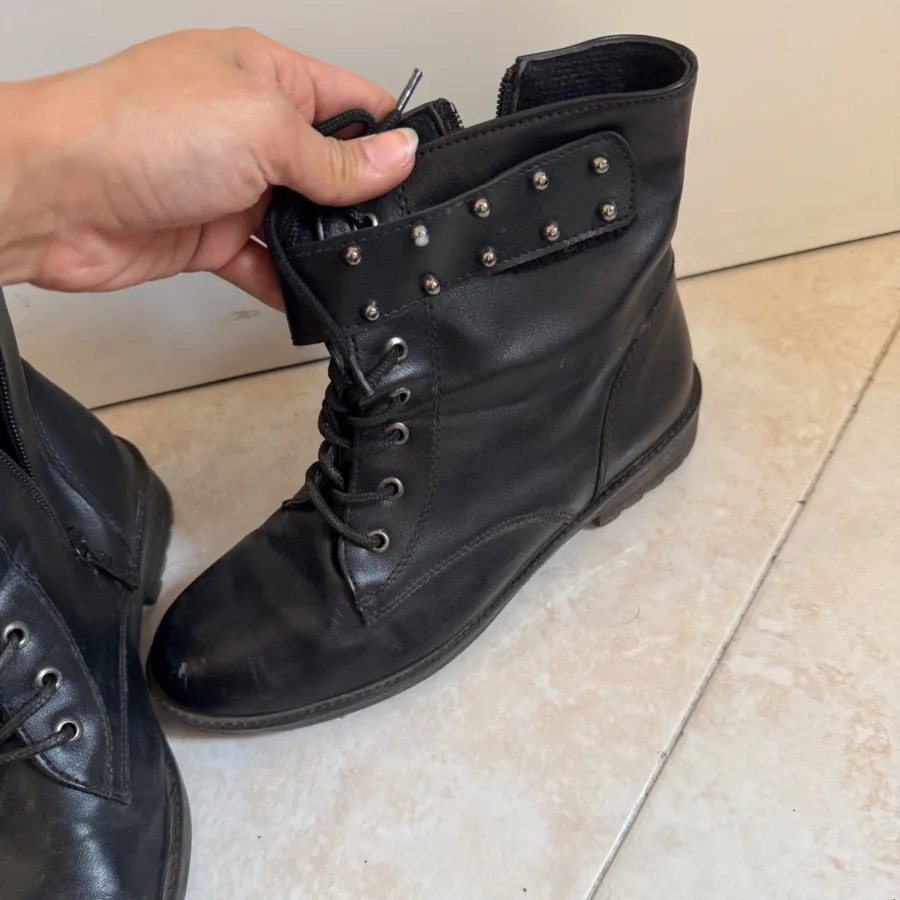 نیم بوت زیپی 38