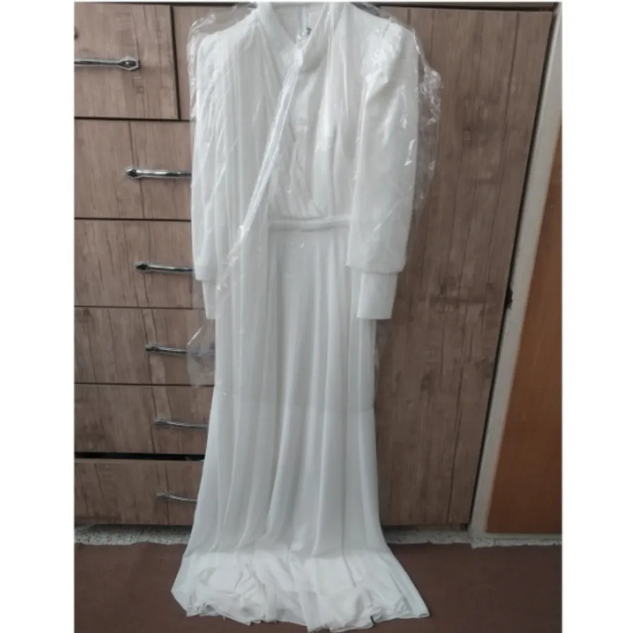 لباس عقد و عروسی