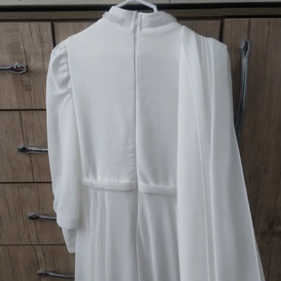 لباس عقد و عروسی