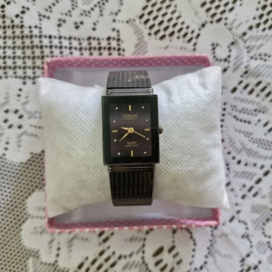 ساعت ژاپنی زنانه