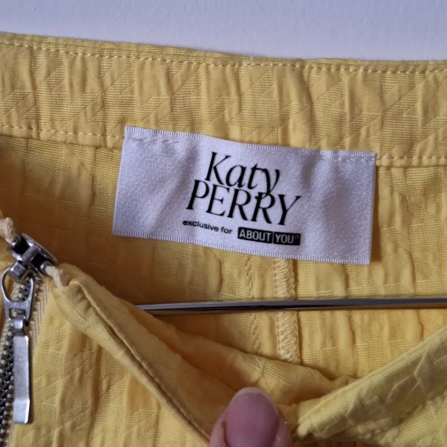 شورتک Katy PERRY نو 38