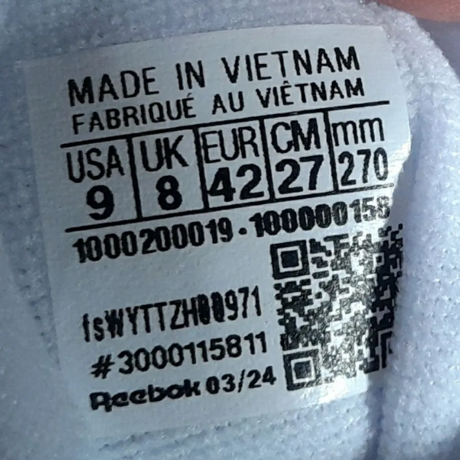 کتونی مردانه سفید ریباک