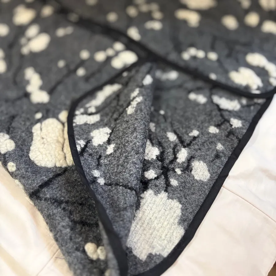 وست مشکی خاکستری پشمی