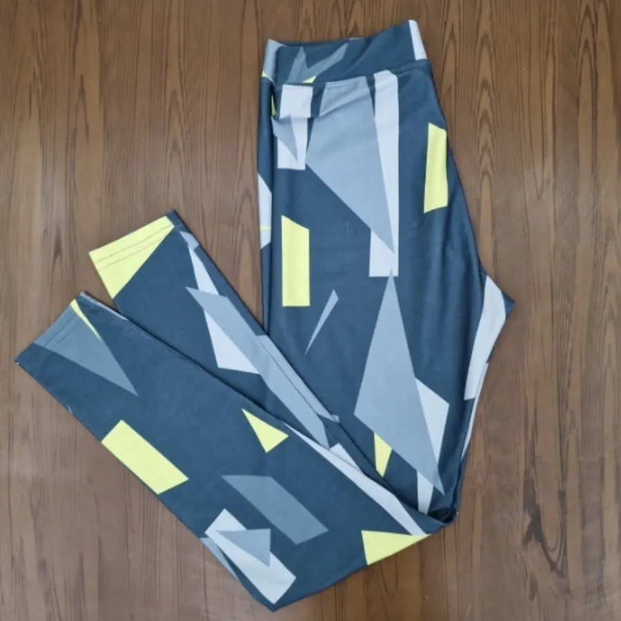 لگ ورزشی زنانه