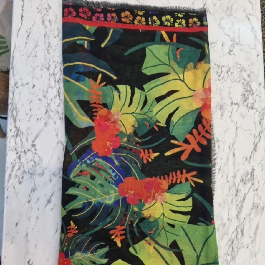 روسری نخی زنانه