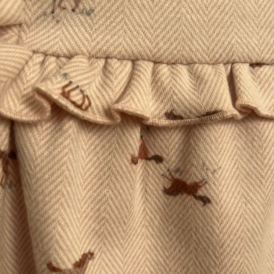 پیراهن دخترانه