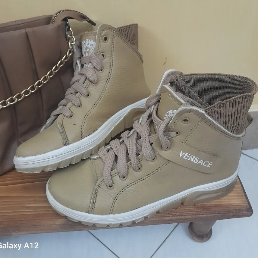 نیم بوت ورساچه