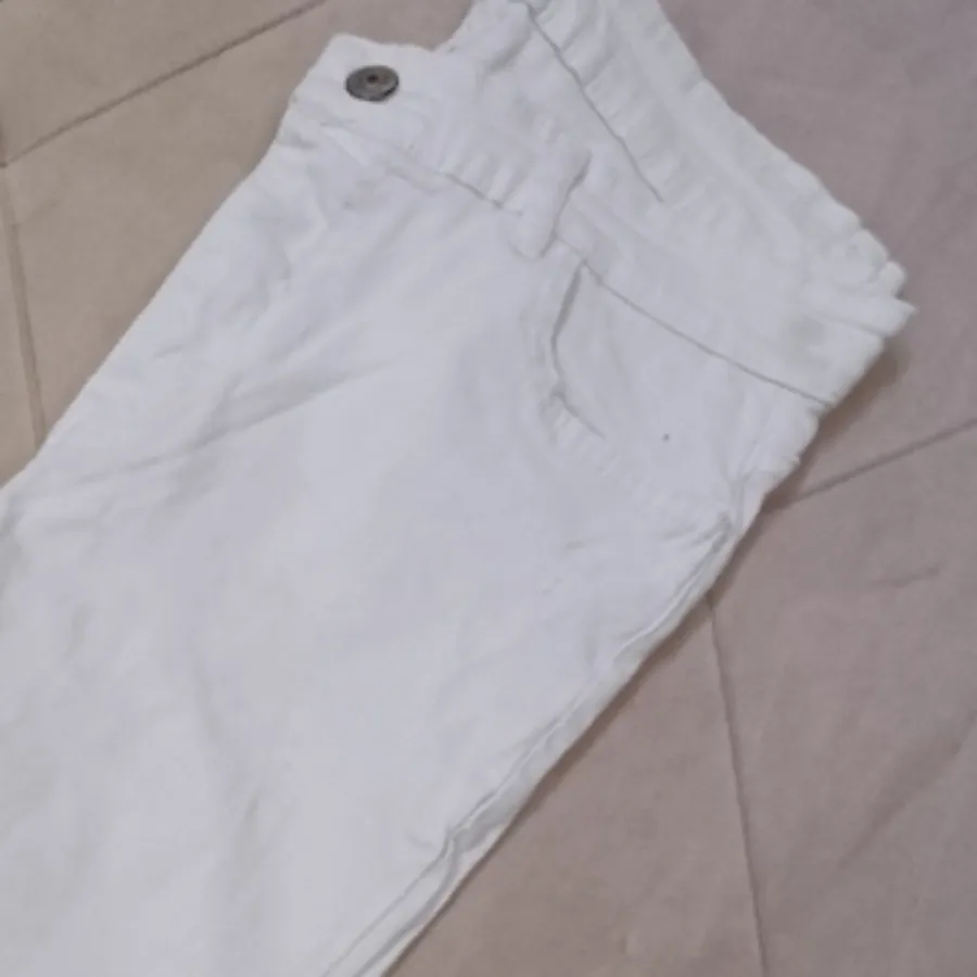 شلوارک زیر زانو