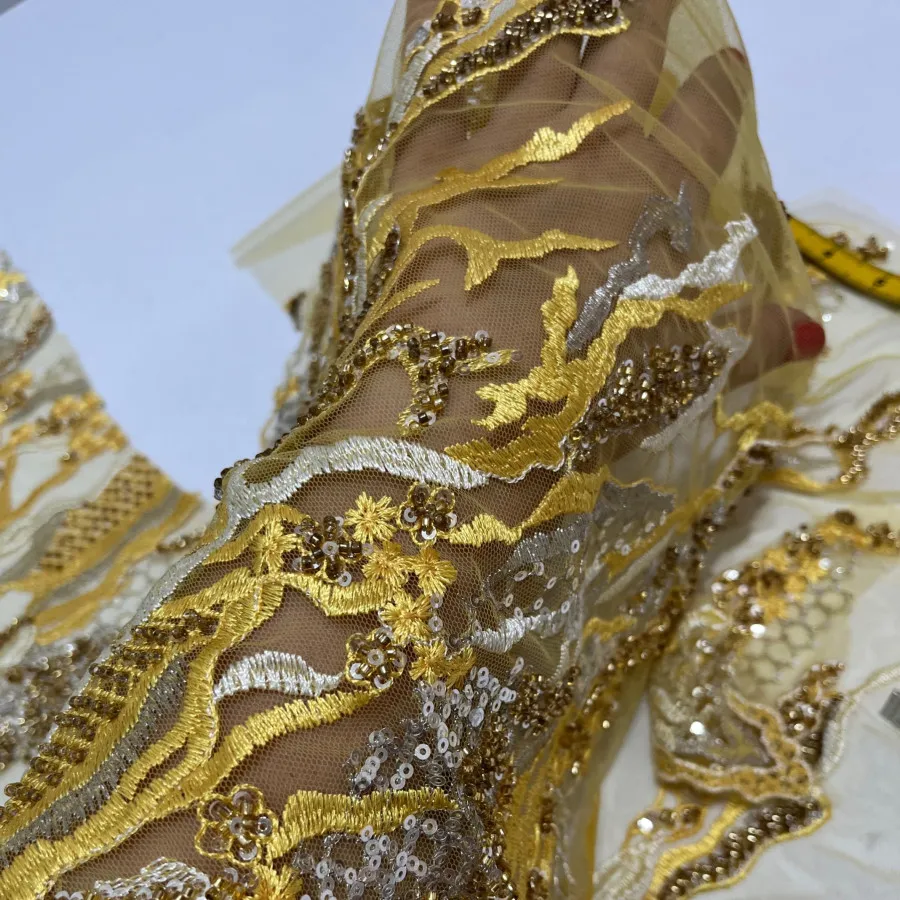 پنل طلایی مجلل