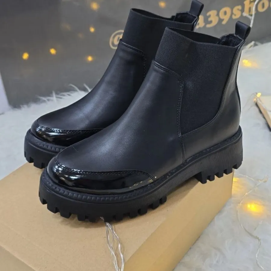 بوت مدل مادام