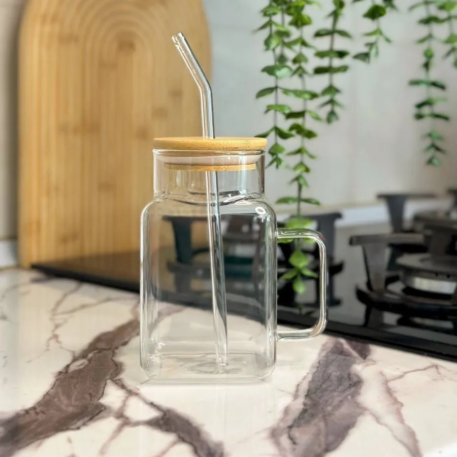 لیوان اسموتی