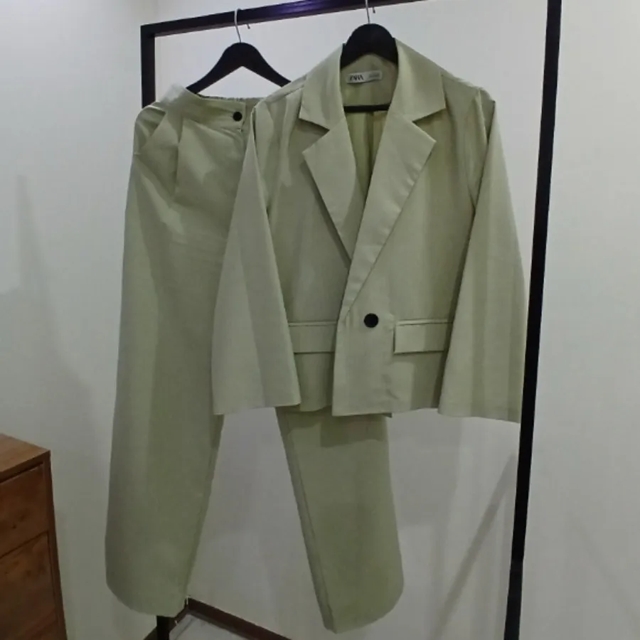 کت شلوار اور سایز