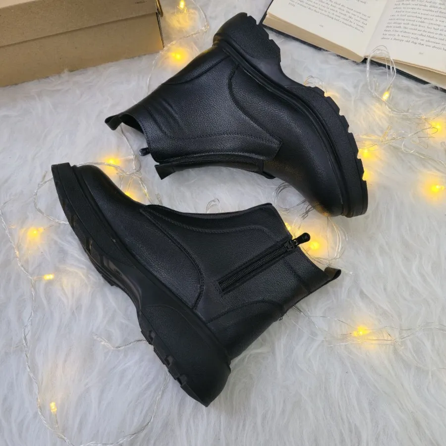 بوت مدل هایلو