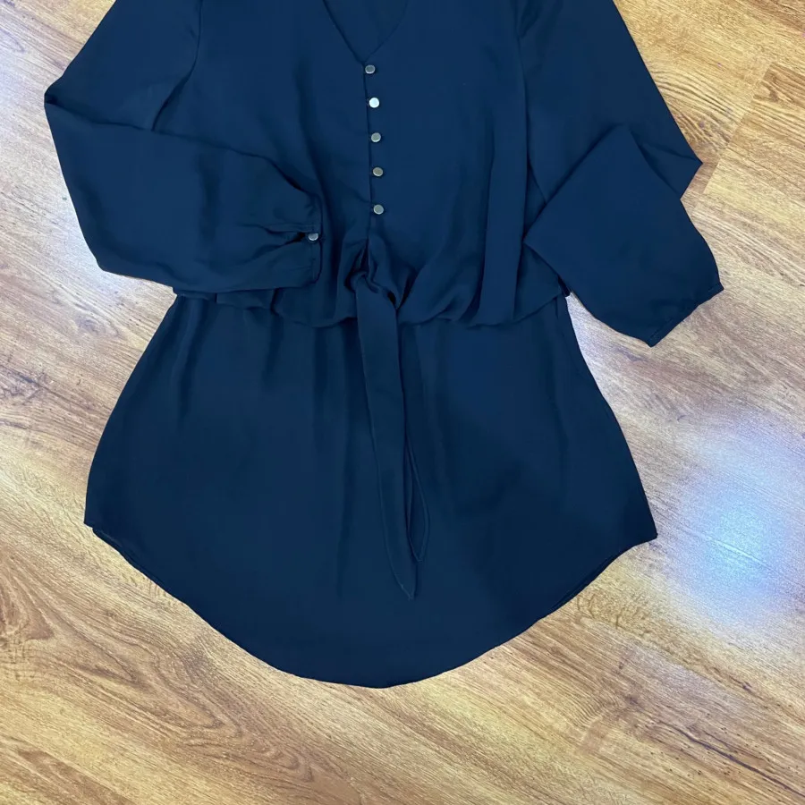 ‌پیراهن مشکی