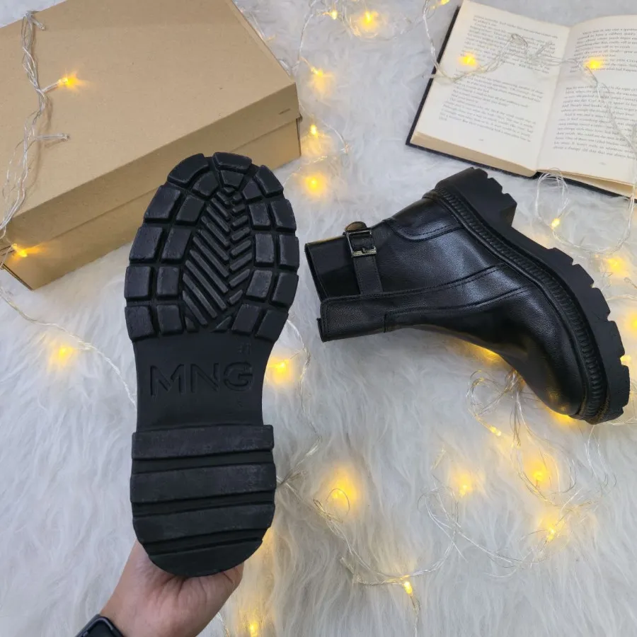 بوت مدل کارو