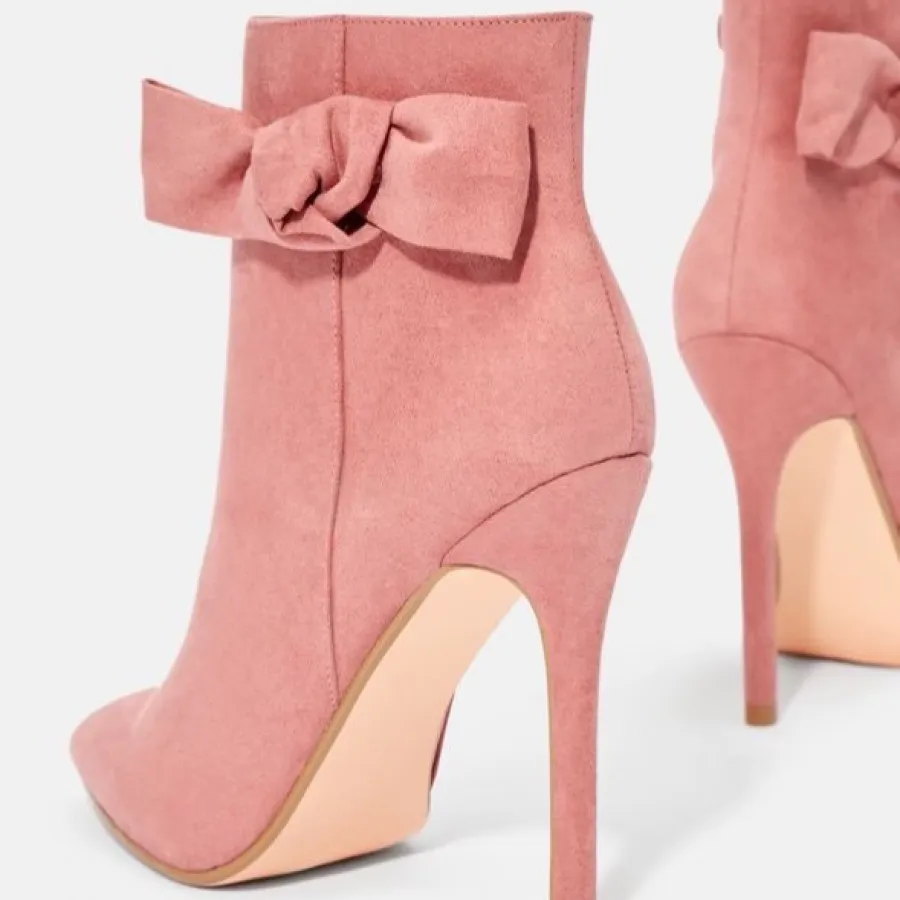 نیمبوت پاشنه بلند