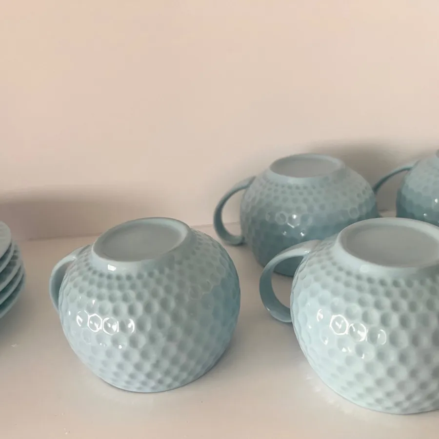 فنجان و نعلبکی