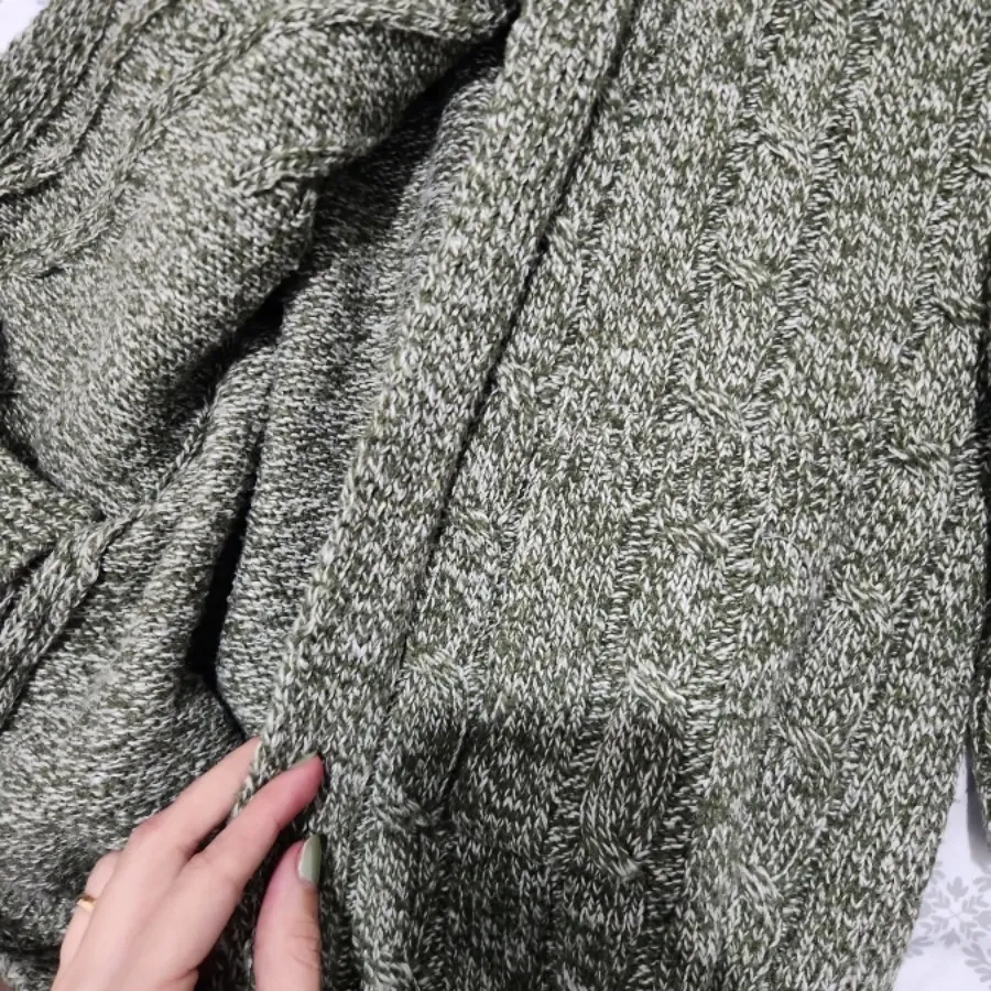 بافت سبز جیب دار و کلاه