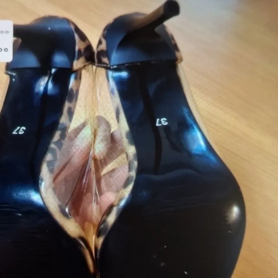 کفش طلقی پاشنه دار