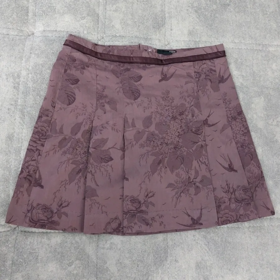 دامن مارک اچ ان  ام