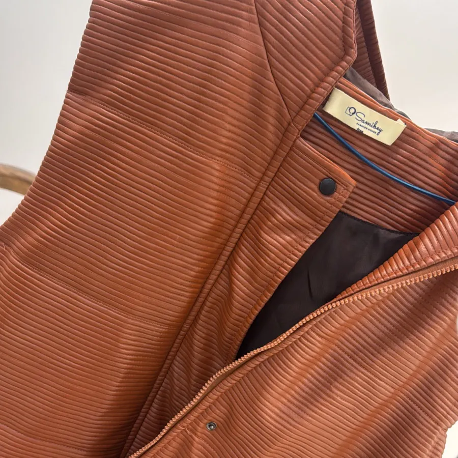 وست چرم خفن