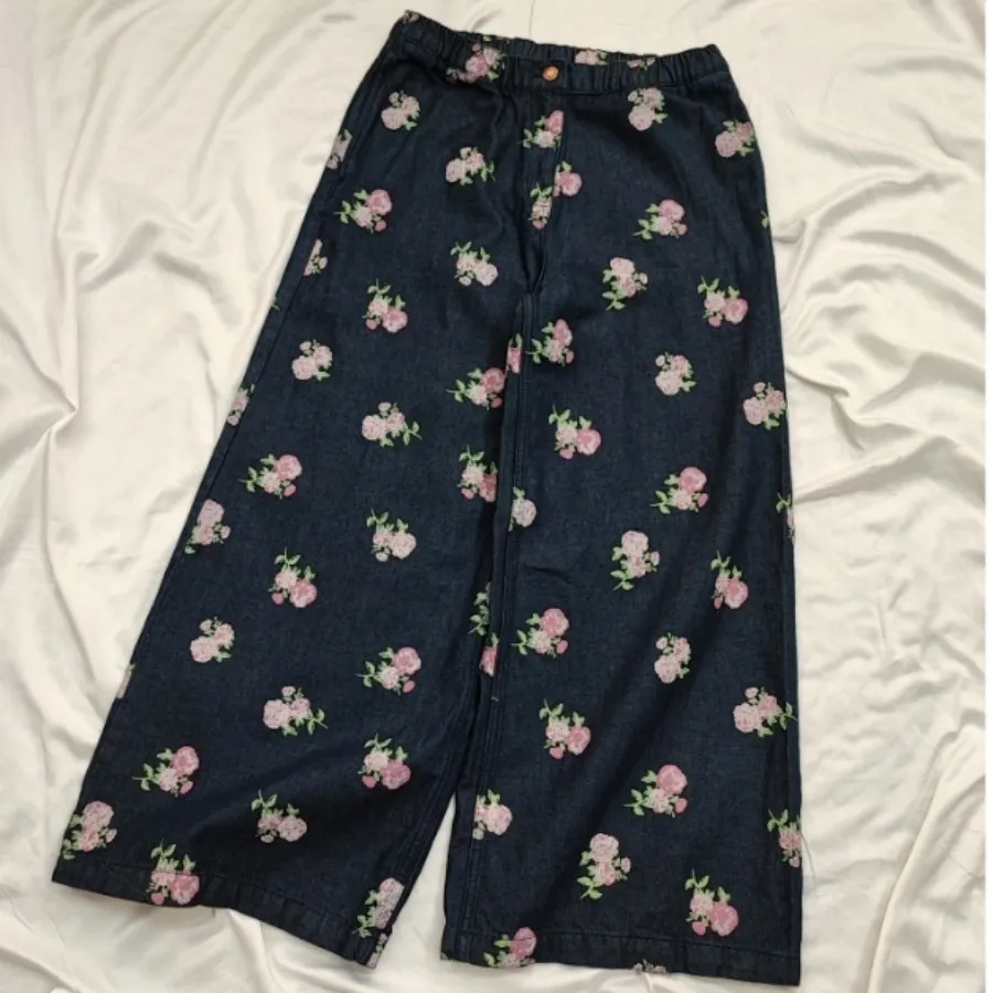 شلوار جین سرمه ای