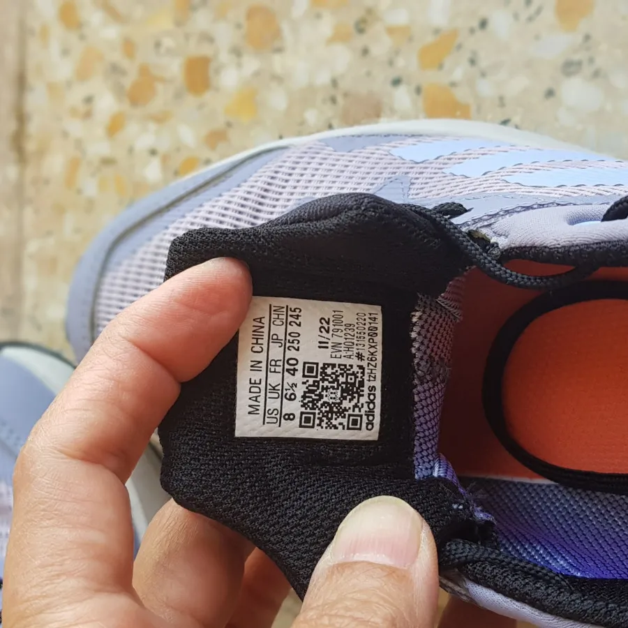 کتونی ادیداس اصل