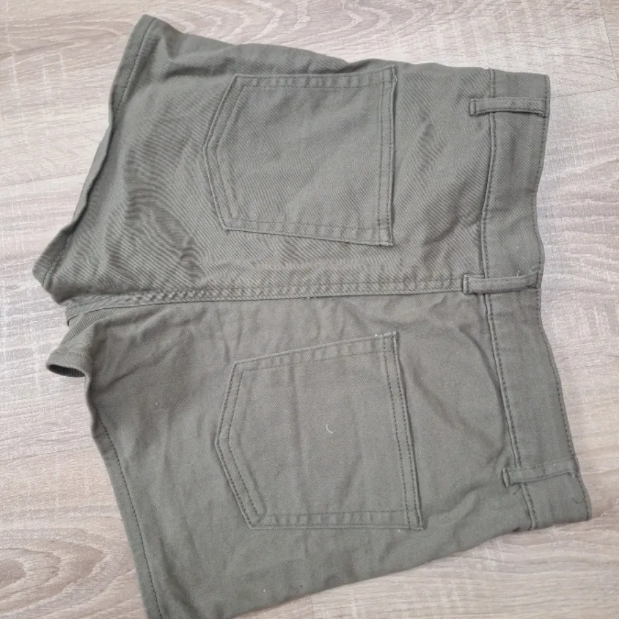 شلوارک جین سبز یشمی