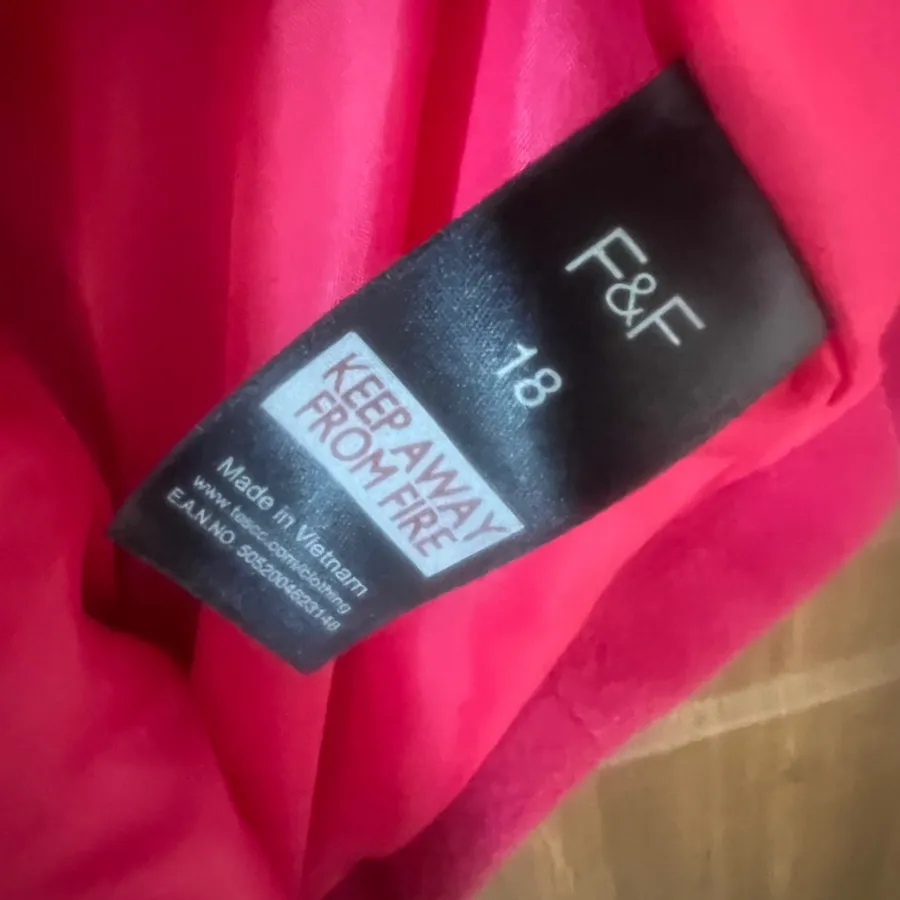 پالتو سرخابی سایز 44