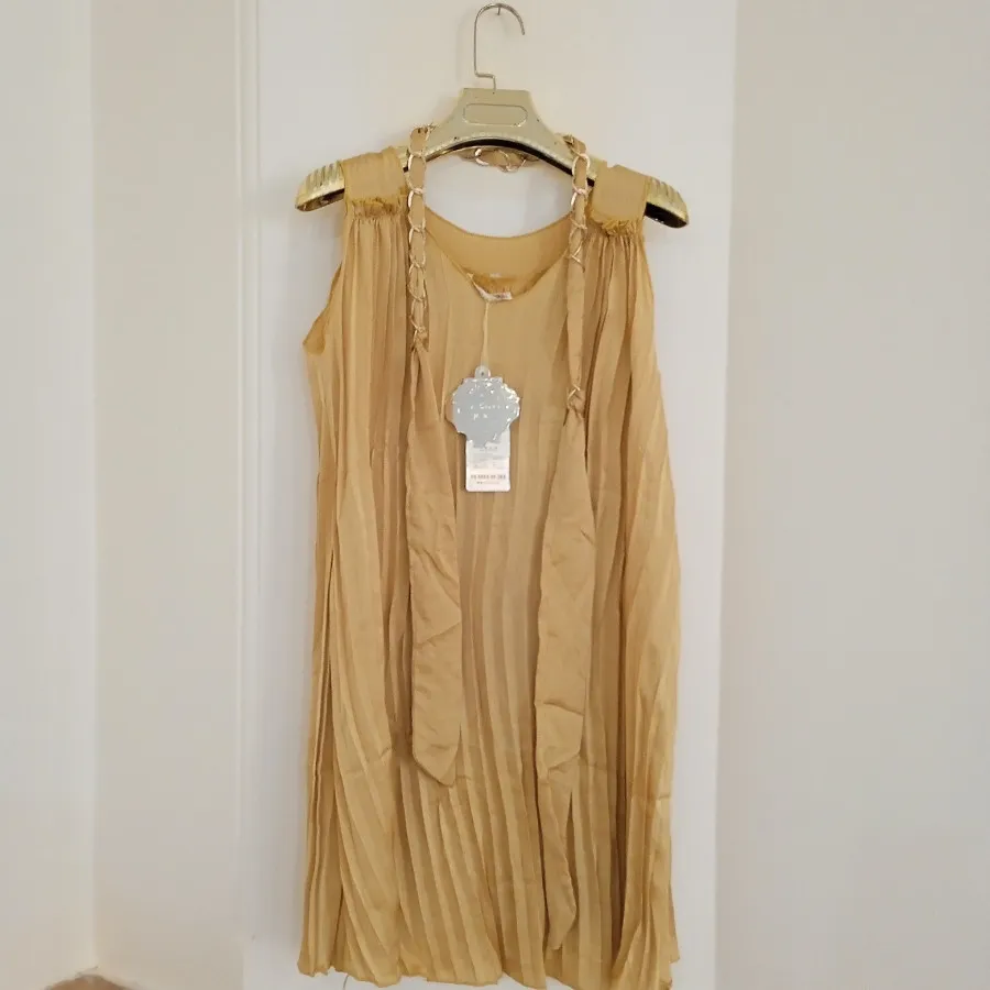 پیراهن  پلیسه