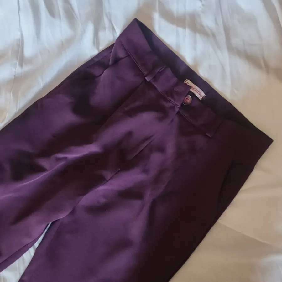 شلوار کرپ بادمجانی