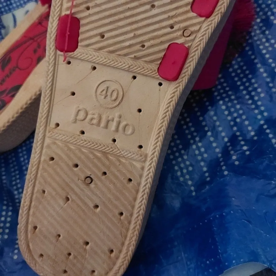 دمپایی روفرشی