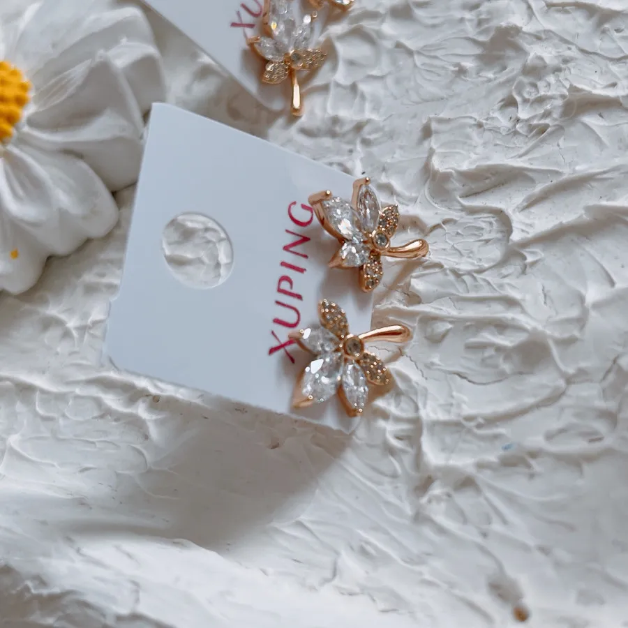 گوشواره ژوپینگ‌