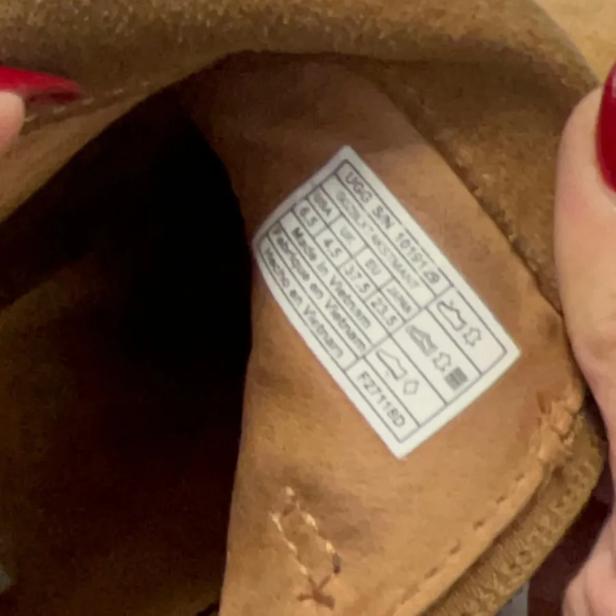 نیم بوت شیکUggسایز 37